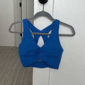Aritzia TNA volley sports bra